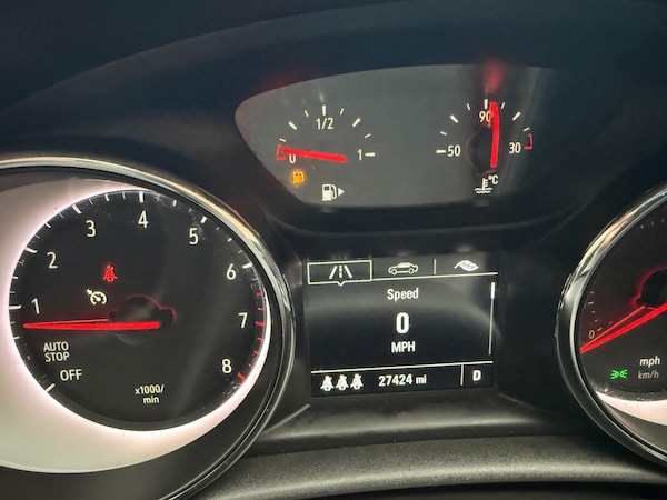 Used Vauxhall Astra 2017 for sale - 76200281: Photo 33
