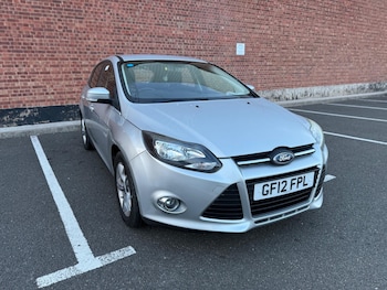 2012 (12) - 1.6 125 Zetec 5dr Powershift