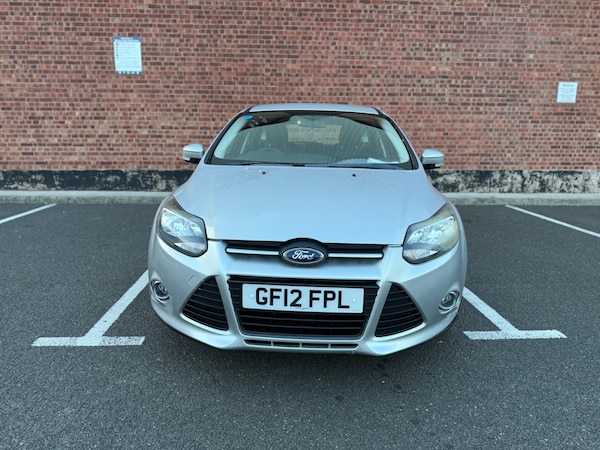 Used Ford Focus 2012 for sale - 76247431: Photo 2
