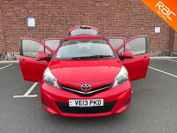 Used Toyota Yaris 2013 for sale - 76109082: Photo