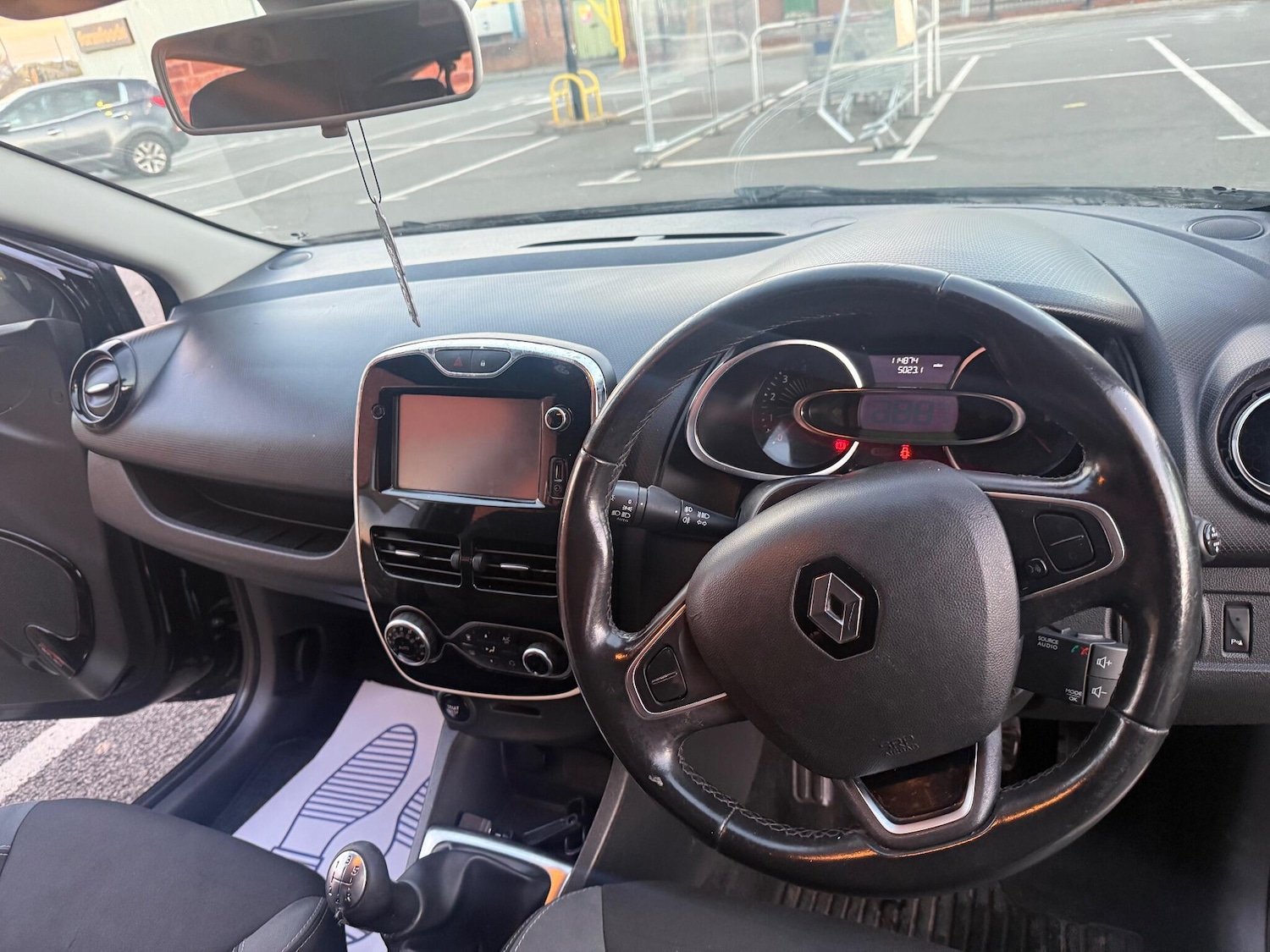Used Renault Clio 2016 for sale - 76850229: Photo 22