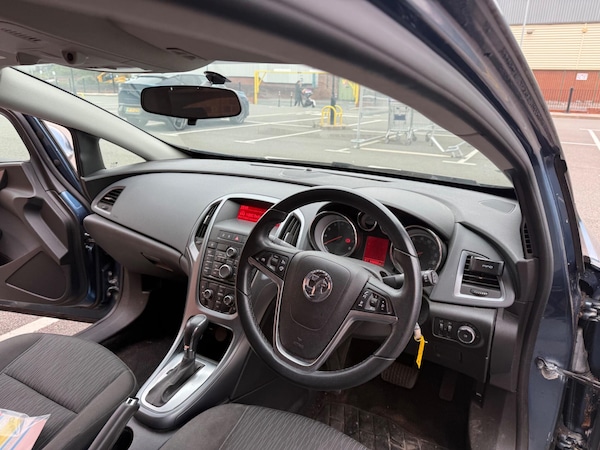 Used Vauxhall Astra GTC 2014 for sale - 76283589: Photo 23