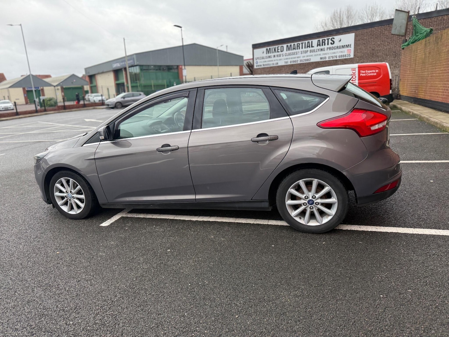 Used Ford Focus for sale - 76550410: Photo 12