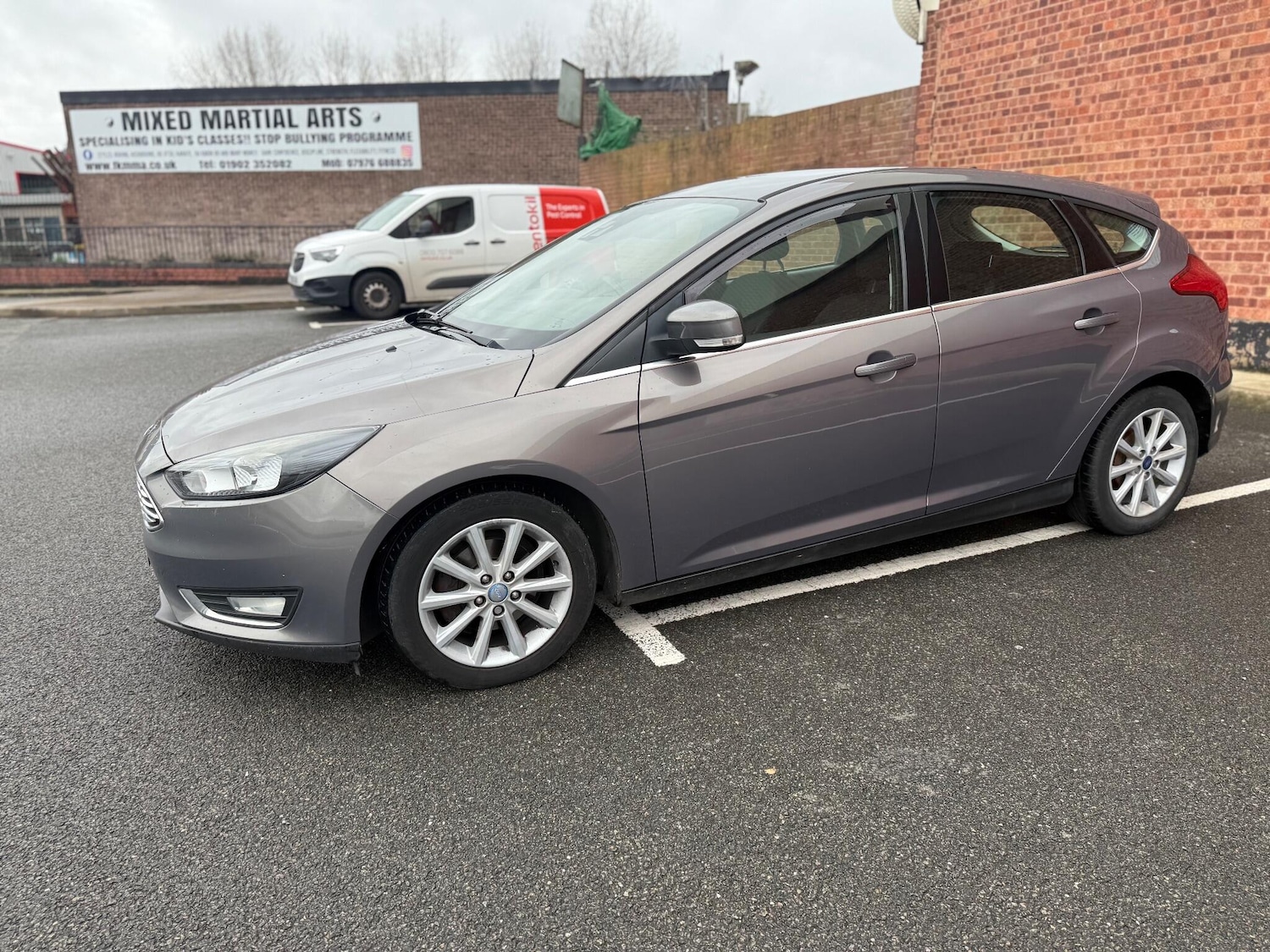 Used Ford Focus for sale - 76550410: Photo 3