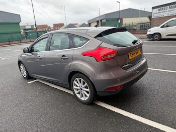 Used Ford Focus 2015 for sale - 76550410: Photo