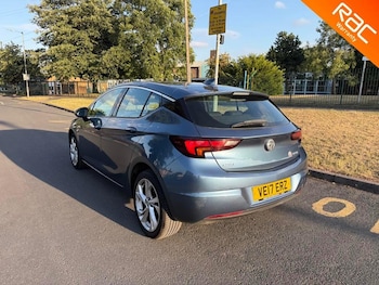 Used Vauxhall Astra 2017 for sale - 75697386: Photo