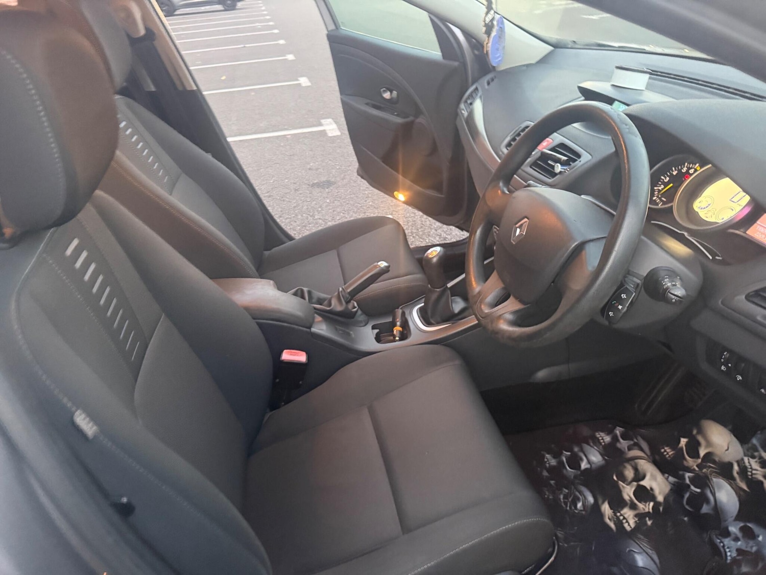 Used Renault Megane 2010 for sale - 77198318: Photo 22