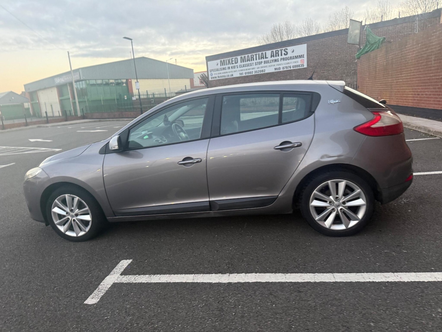 Used Renault Megane 2010 for sale - 77198318: Photo 9