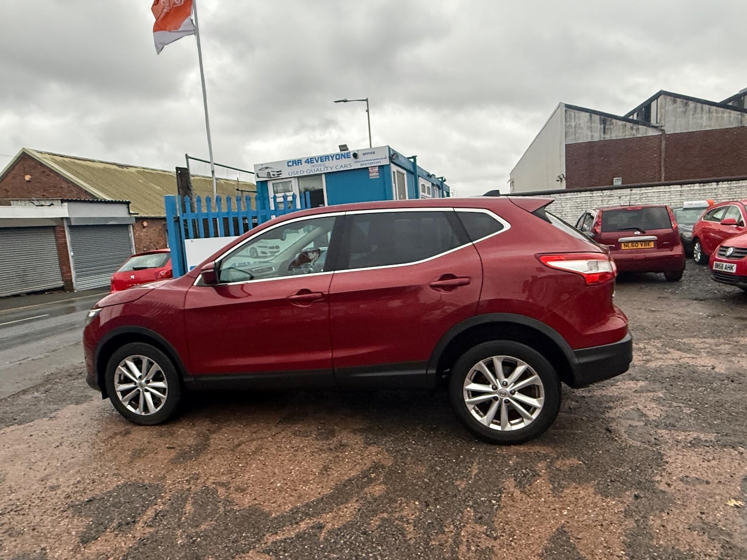 Used Nissan Qashqai 2014 for sale - 76786399: Photo 9