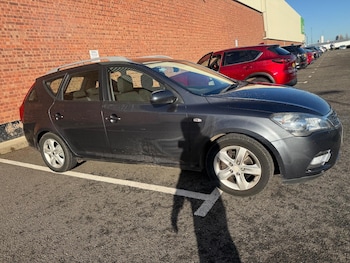 Used Kia Ceed 2011 for sale - 76753049: Photo