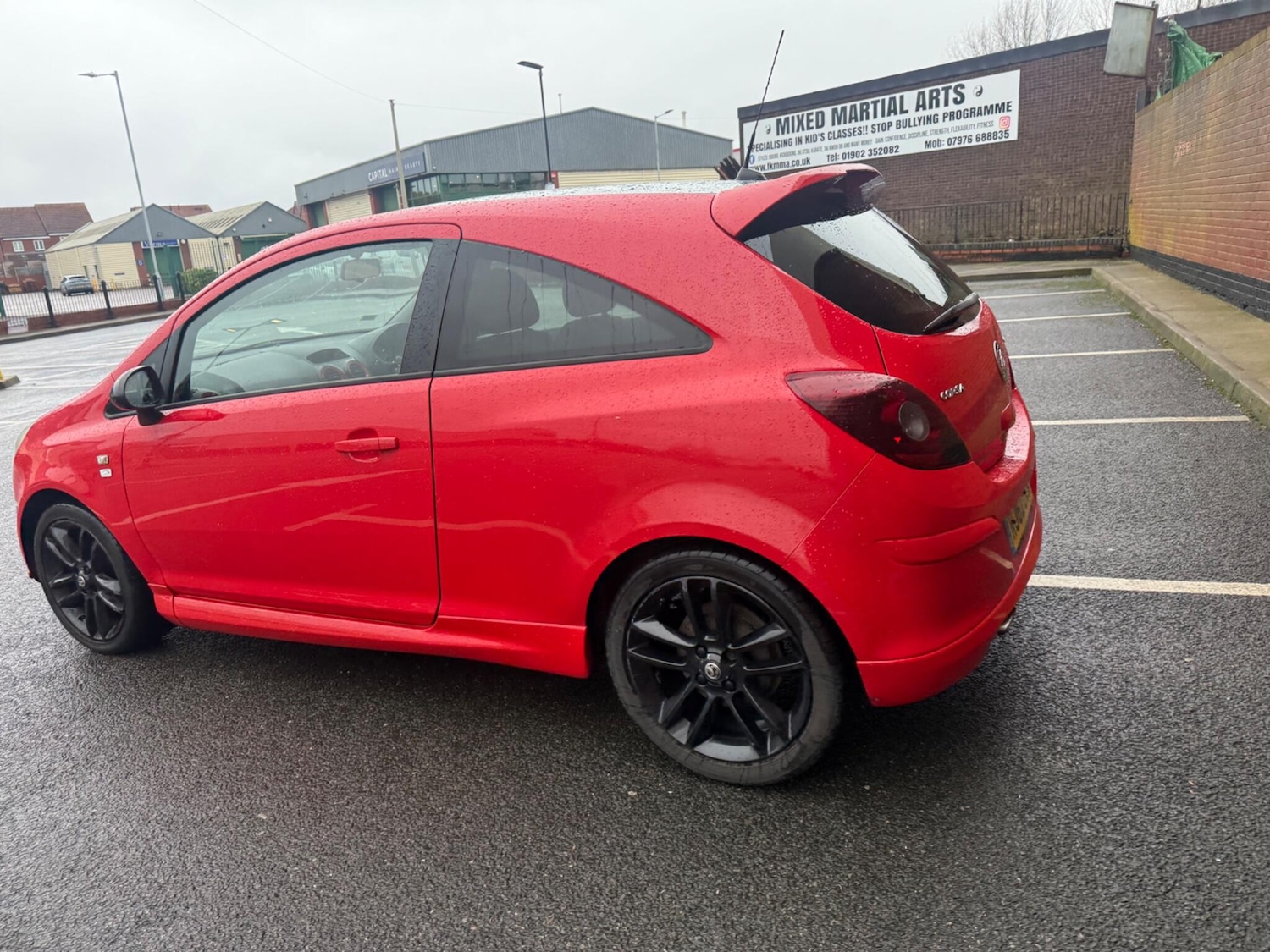 Used Vauxhall Corsa 2012 for sale - 78063095: Photo 4