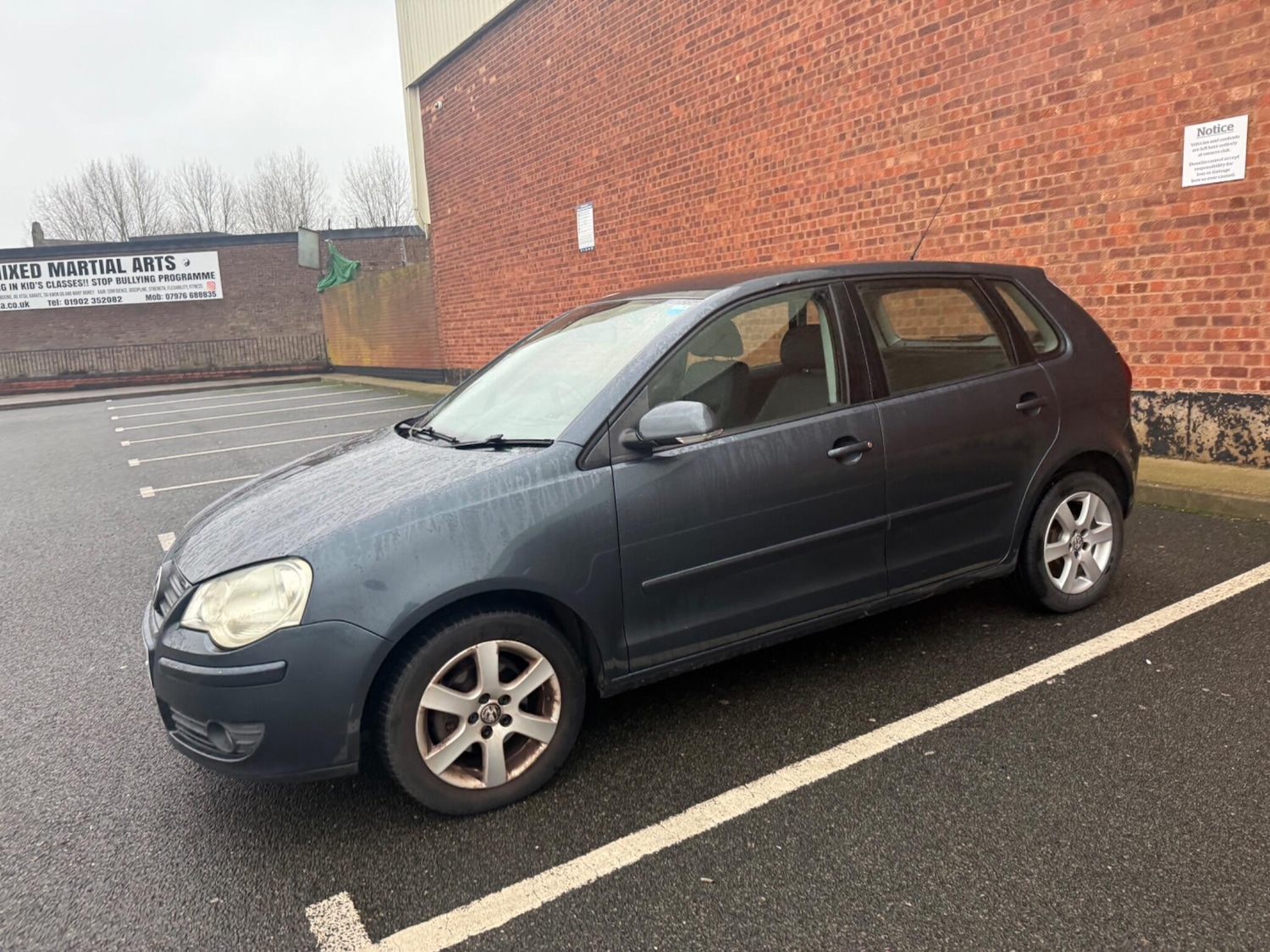 Used Volkswagen Polo 2009 for sale - 77203919: Photo 25