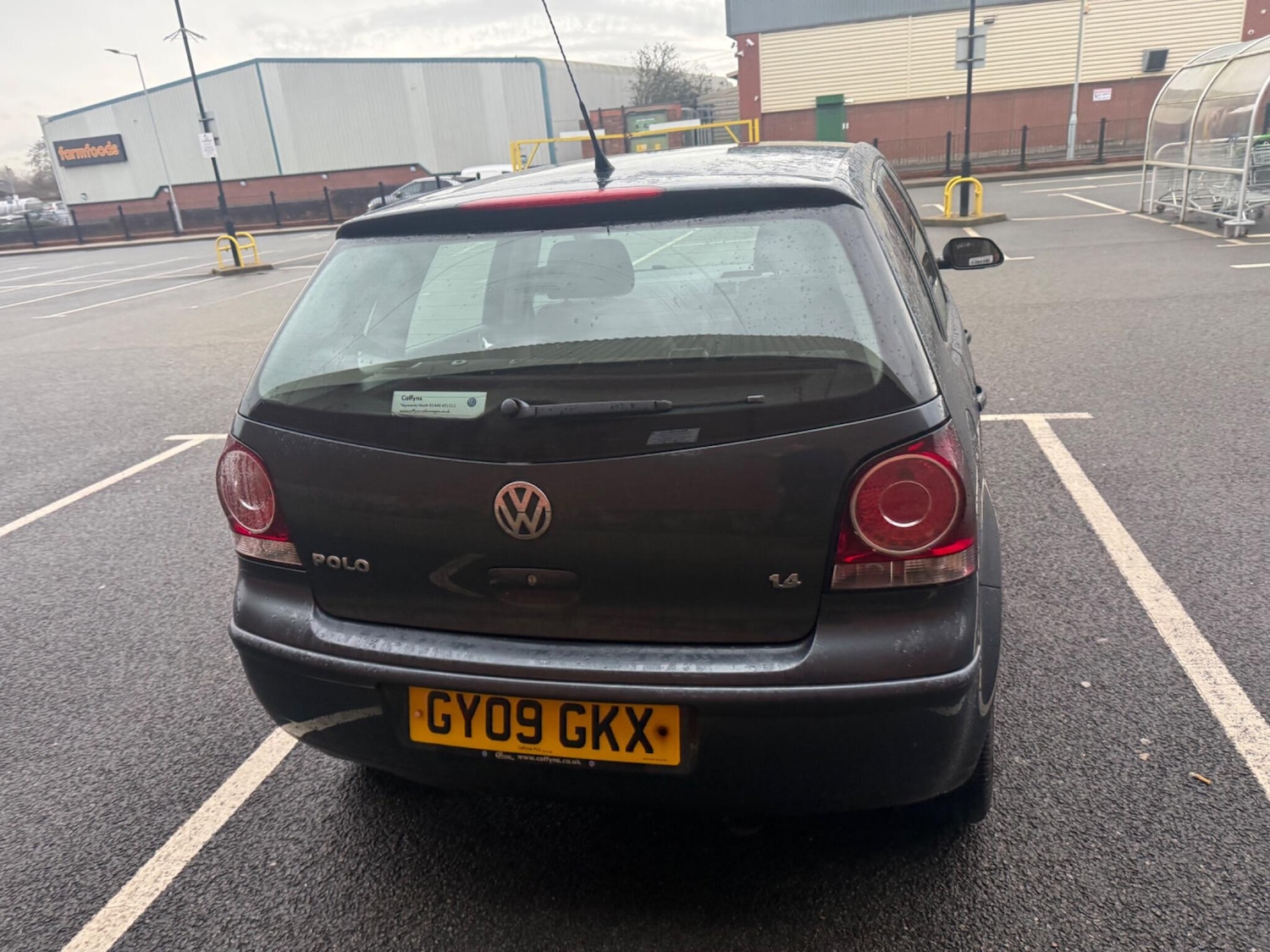 Used Volkswagen Polo 2009 for sale - 77203919: Photo 27