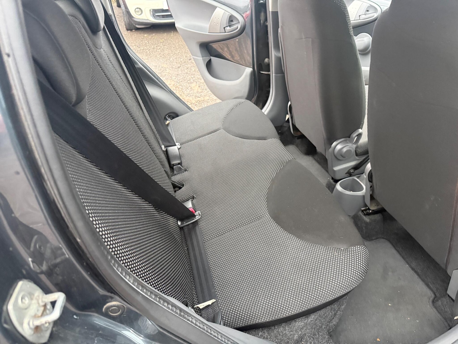 Used Toyota AYGO for sale - 76824930: Photo 21