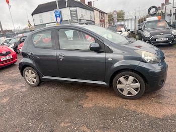 Used Toyota AYGO 2009 for sale - 76824930: Photo