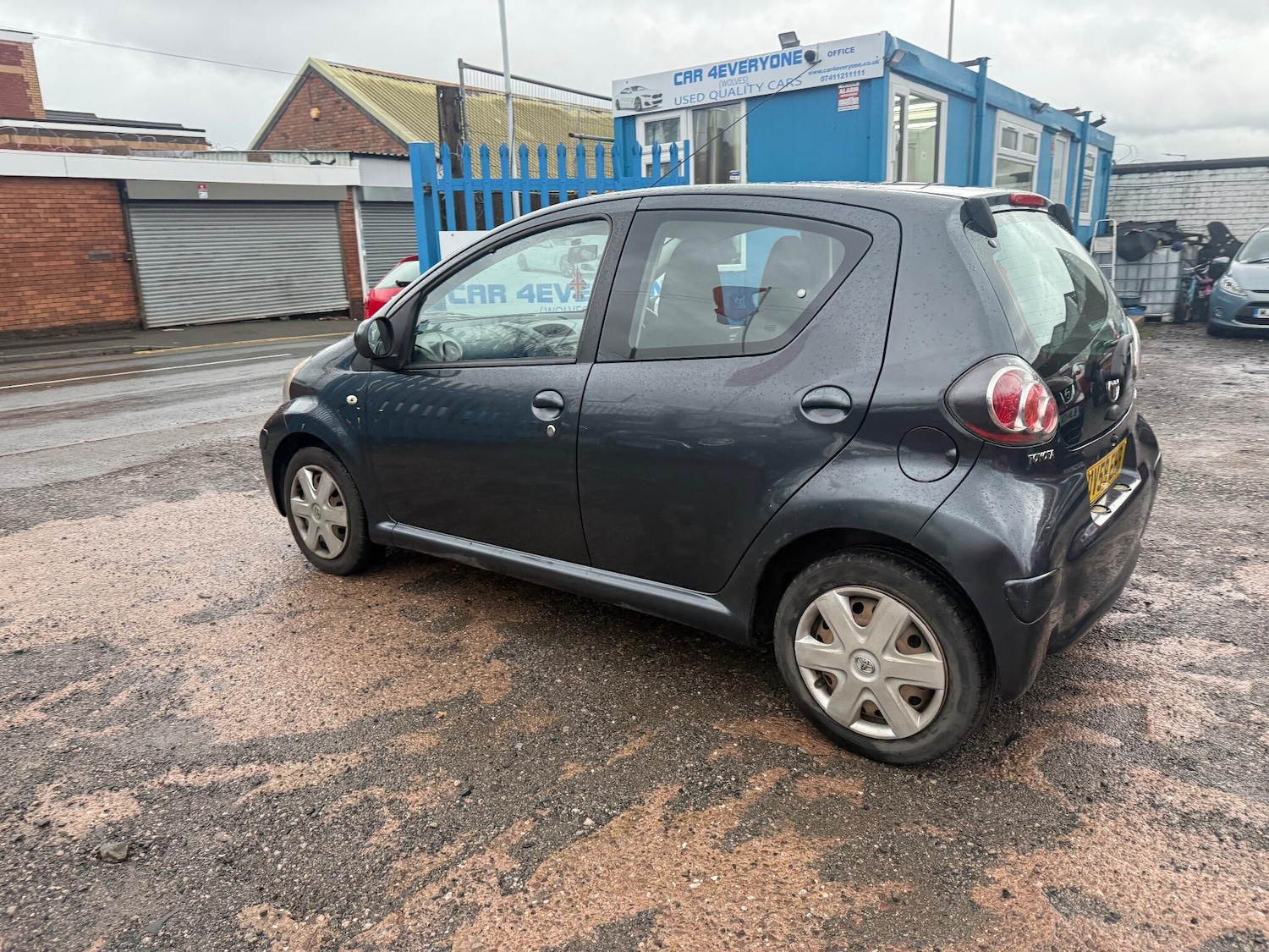 Used Toyota AYGO for sale - 76824930: Photo 7