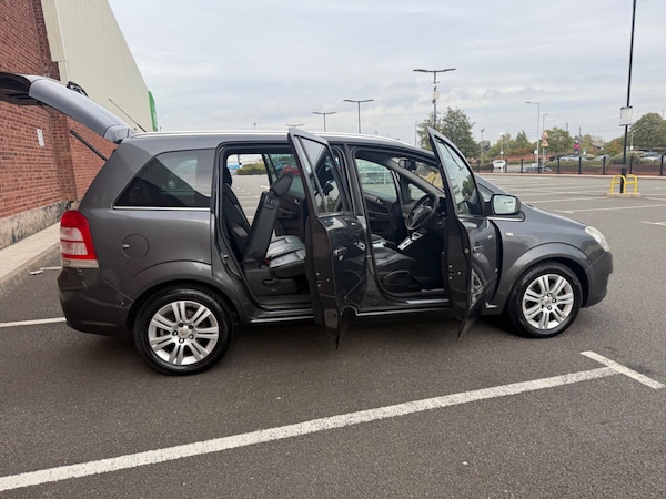 Used Vauxhall Zafira 2010 for sale - 76151271: Photo 14