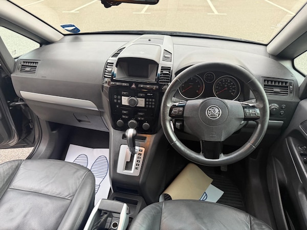 Used Vauxhall Zafira 2010 for sale - 76151271: Photo 17