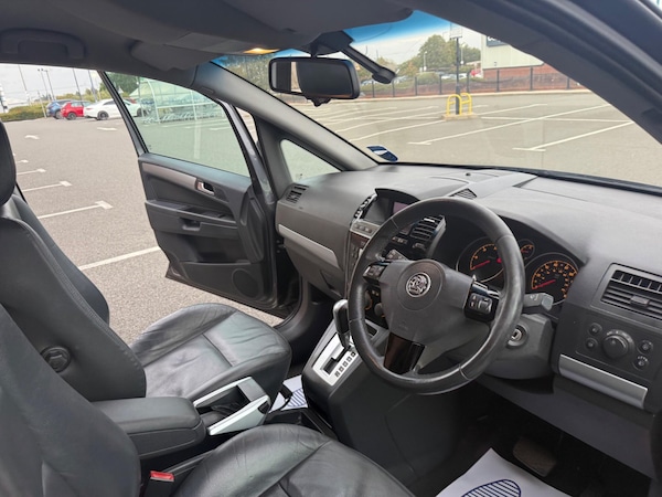 Used Vauxhall Zafira 2010 for sale - 76151271: Photo 18