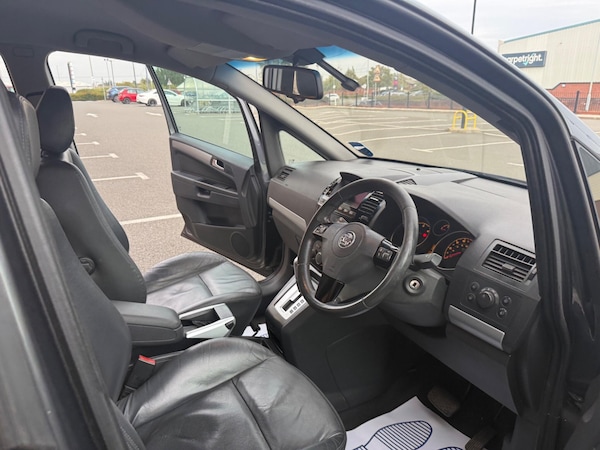 Used Vauxhall Zafira 2010 for sale - 76151271: Photo 20