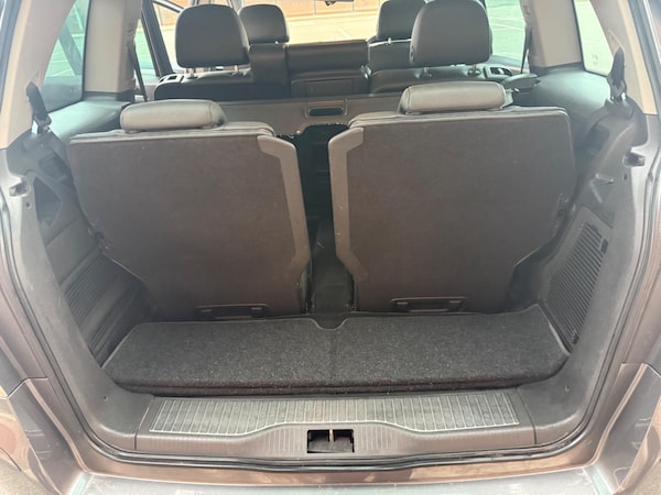 Used Vauxhall Zafira 2010 for sale - 76151271: Photo 41