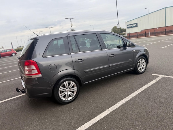 Used Vauxhall Zafira 2010 for sale - 76151271: Photo 44