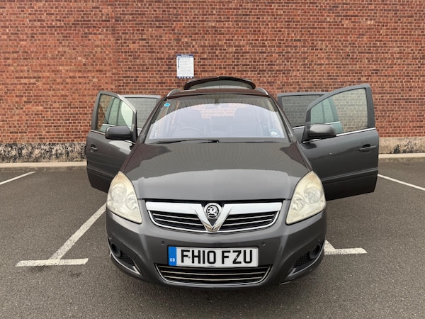 Used Vauxhall Zafira 2010 for sale - 76151271: Photo 7