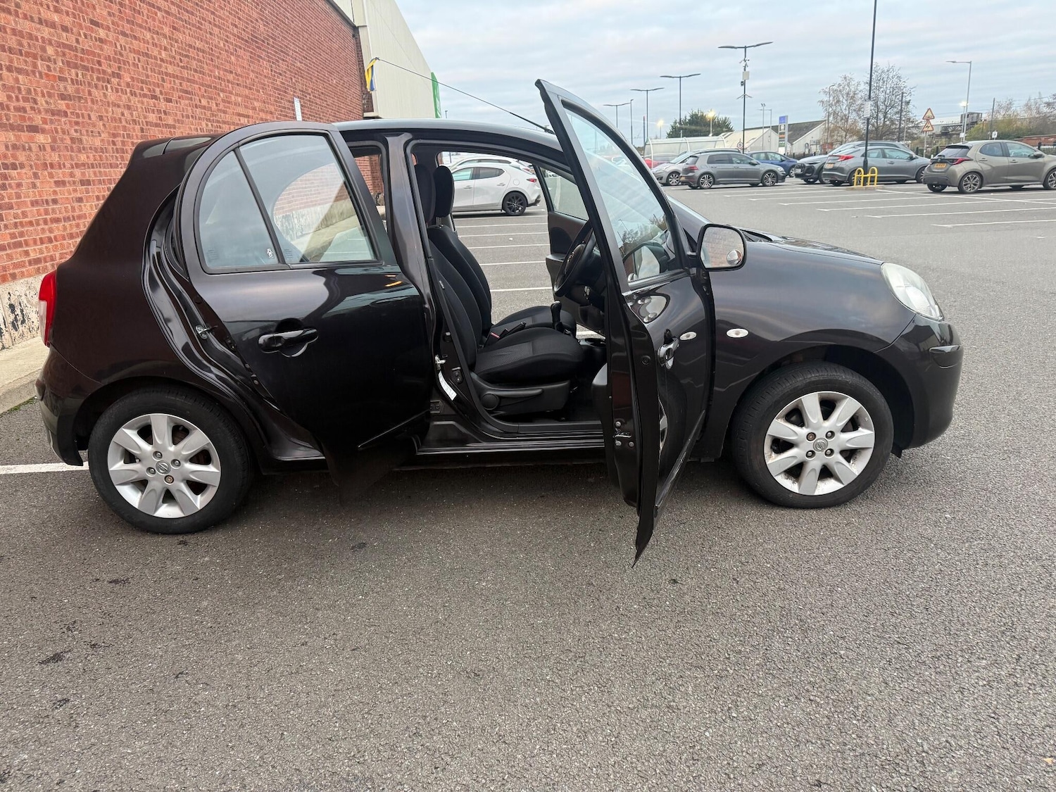 Used Nissan Micra 2012 for sale - 77198325: Photo 9