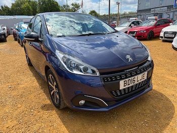 Used Peugeot 208 2016 for sale - 78571822: Photo