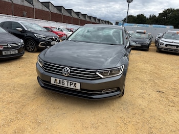 Used Volkswagen Passat 2016 for sale - 79446805: Photo
