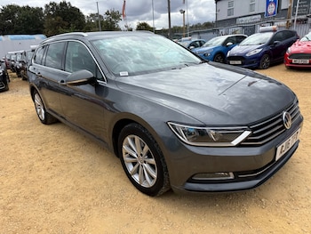Used Volkswagen Passat 2016 for sale - 79446805: Photo
