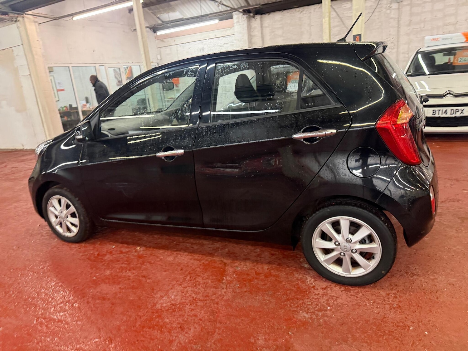 Used Kia Picanto 2012 for sale - 77198294: Photo 10