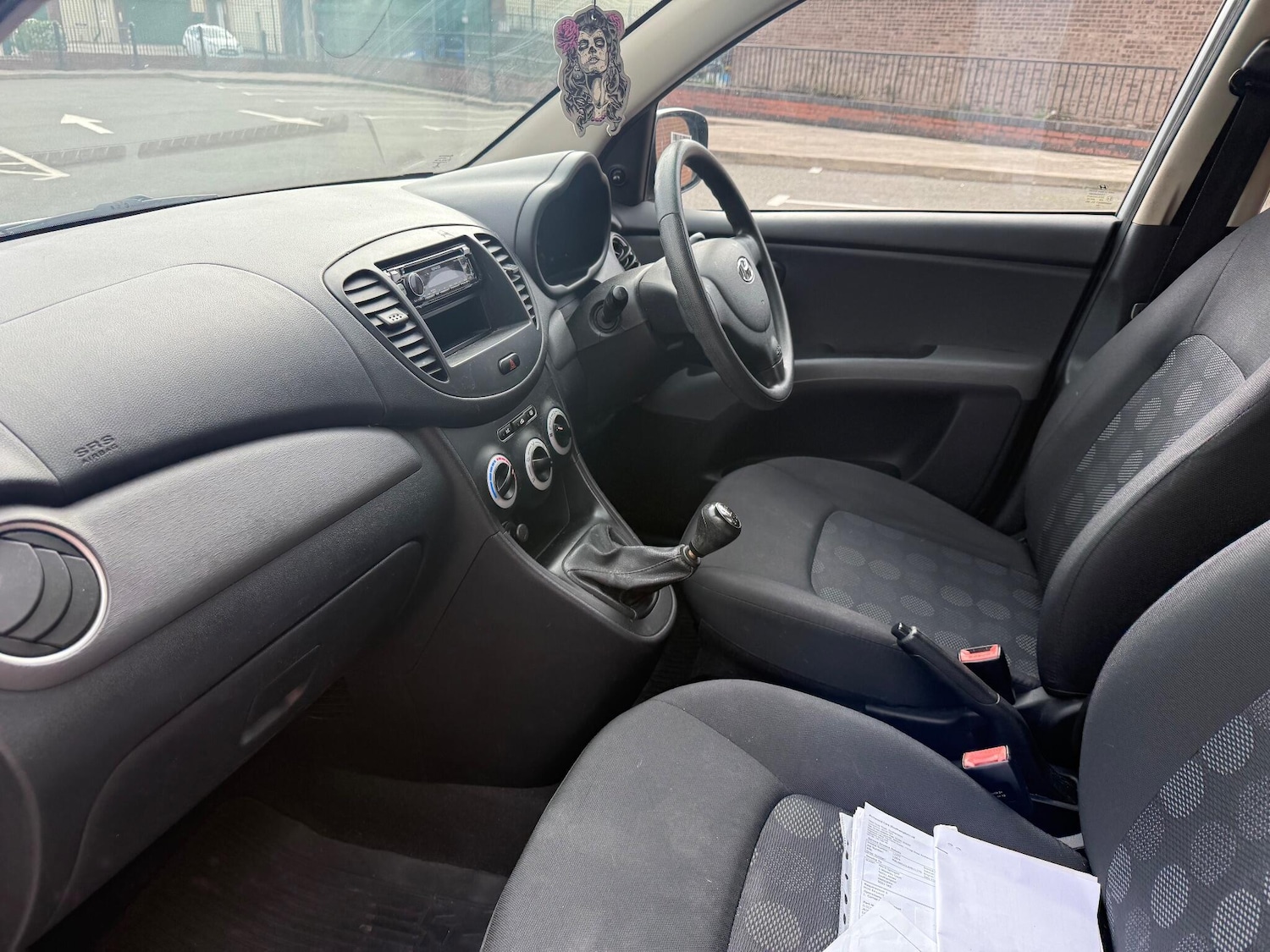 Used Hyundai i10 2010 for sale - 76371638: Photo 15