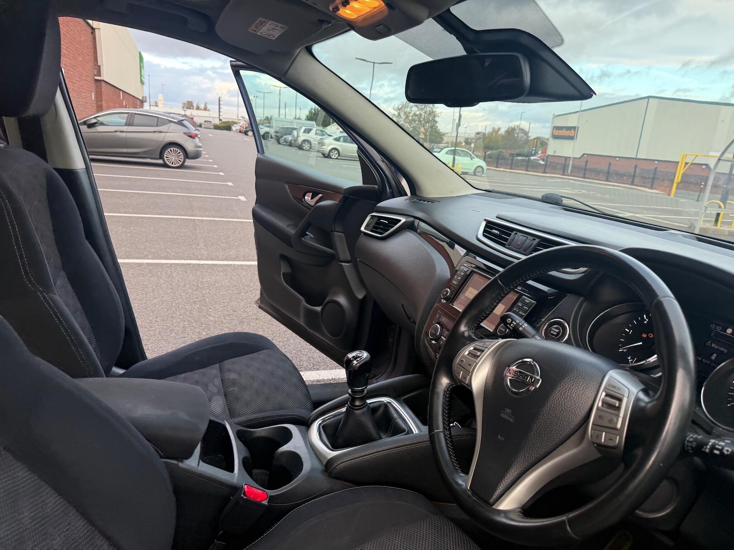 Used Nissan Qashqai 2014 for sale - 76398408: Photo 20