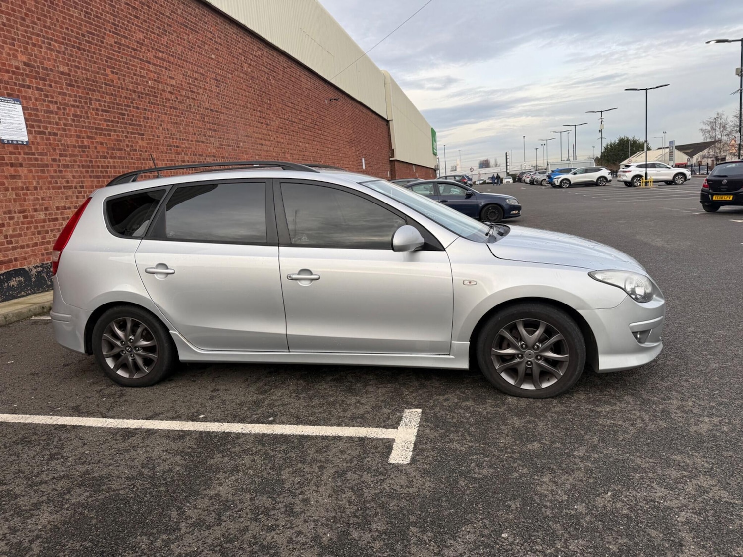 Used Hyundai i30 2011 for sale - 77202993: Photo 17