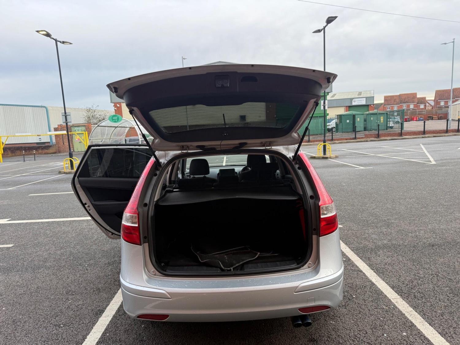 Used Hyundai i30 2011 for sale - 77202993: Photo 39