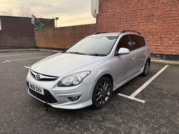 Used Hyundai i30 2011 for sale - 77202993: Photo