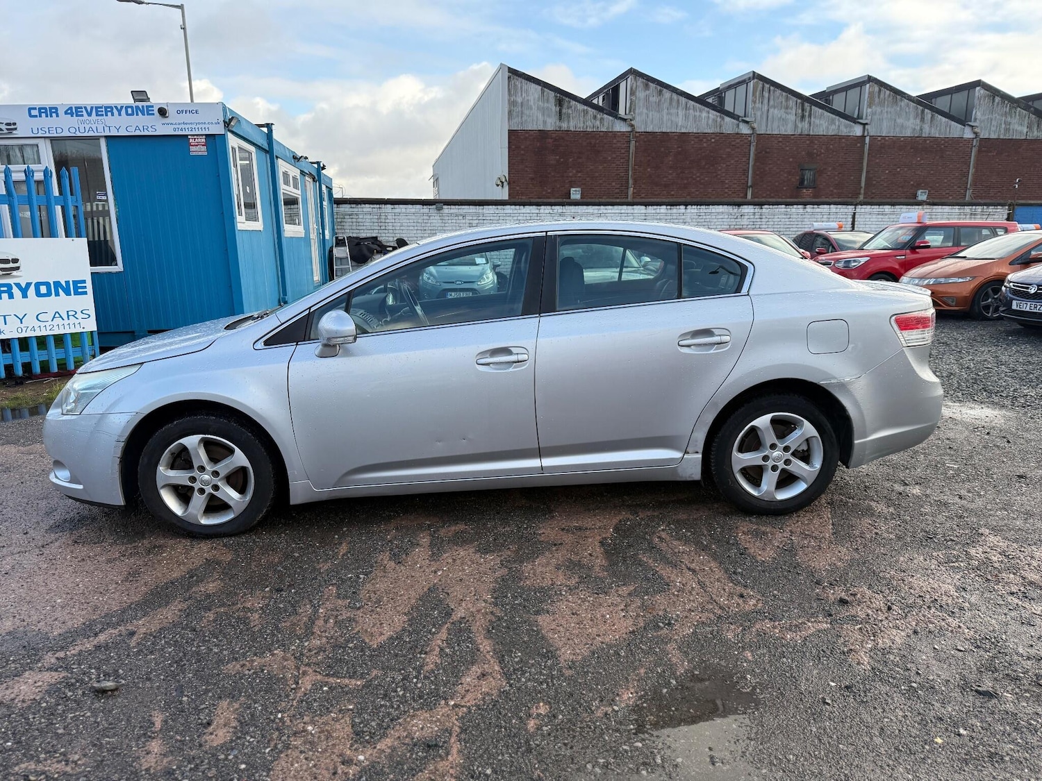 Used Toyota Avensis 2010 for sale - 76850126: Photo 10