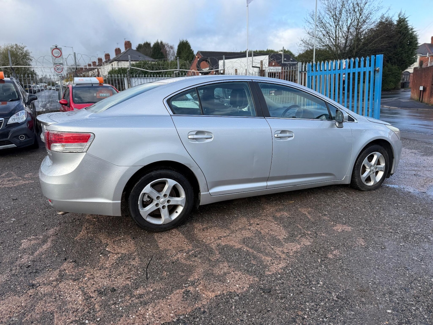 Used Toyota Avensis 2010 for sale - 76850126: Photo 14