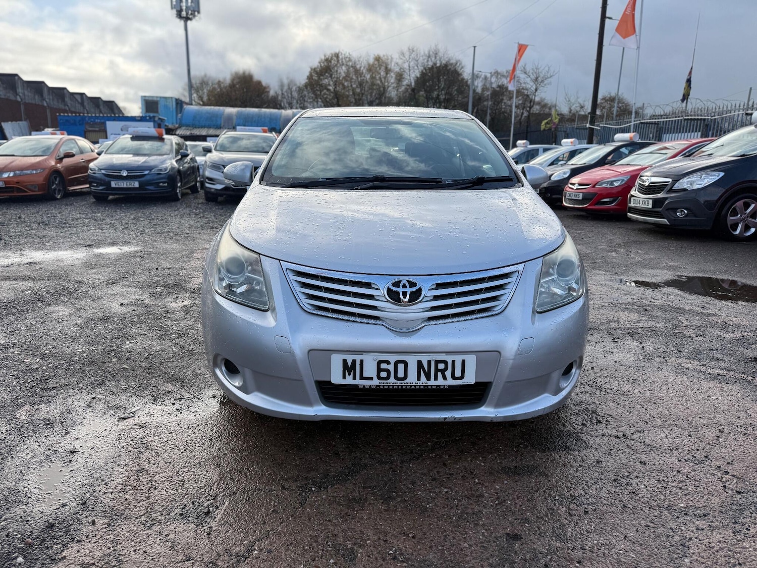 Used Toyota Avensis 2010 for sale - 76850126: Photo 2