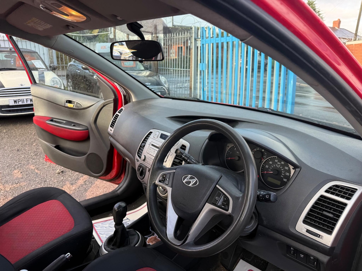 Used Hyundai i20 2010 for sale - 76752446: Photo 19