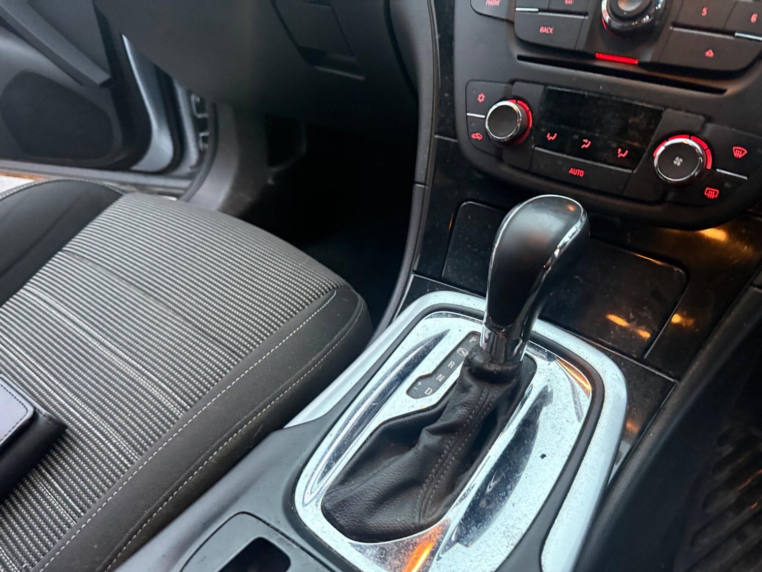 Used Vauxhall Insignia 2013 for sale - 77454847: Photo 27