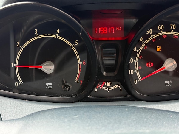 Used Ford Fiesta 2009 for sale - 76295780: Photo 17