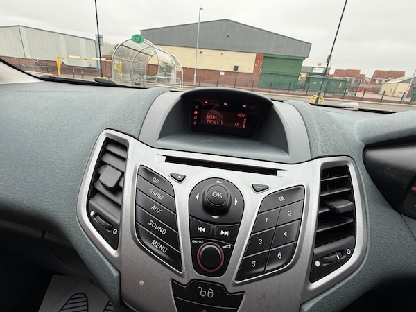 Used Ford Fiesta 2009 for sale - 76295780: Photo 19