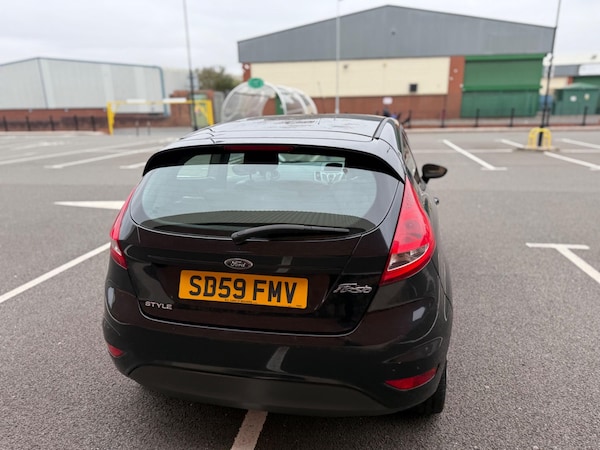 Used Ford Fiesta 2009 for sale - 76295780: Photo 9