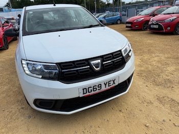 Used Dacia Sandero 2019 for sale - 78832874: Photo