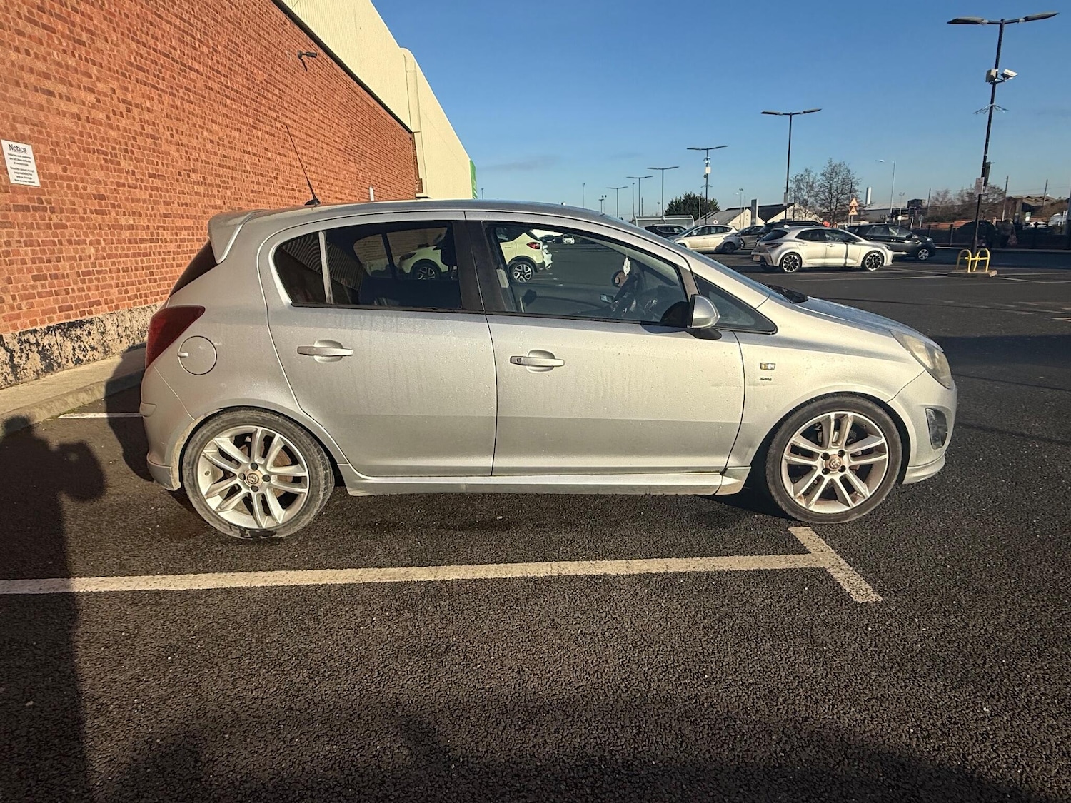 Used Vauxhall Corsa 2012 for sale - 77198304: Photo 4