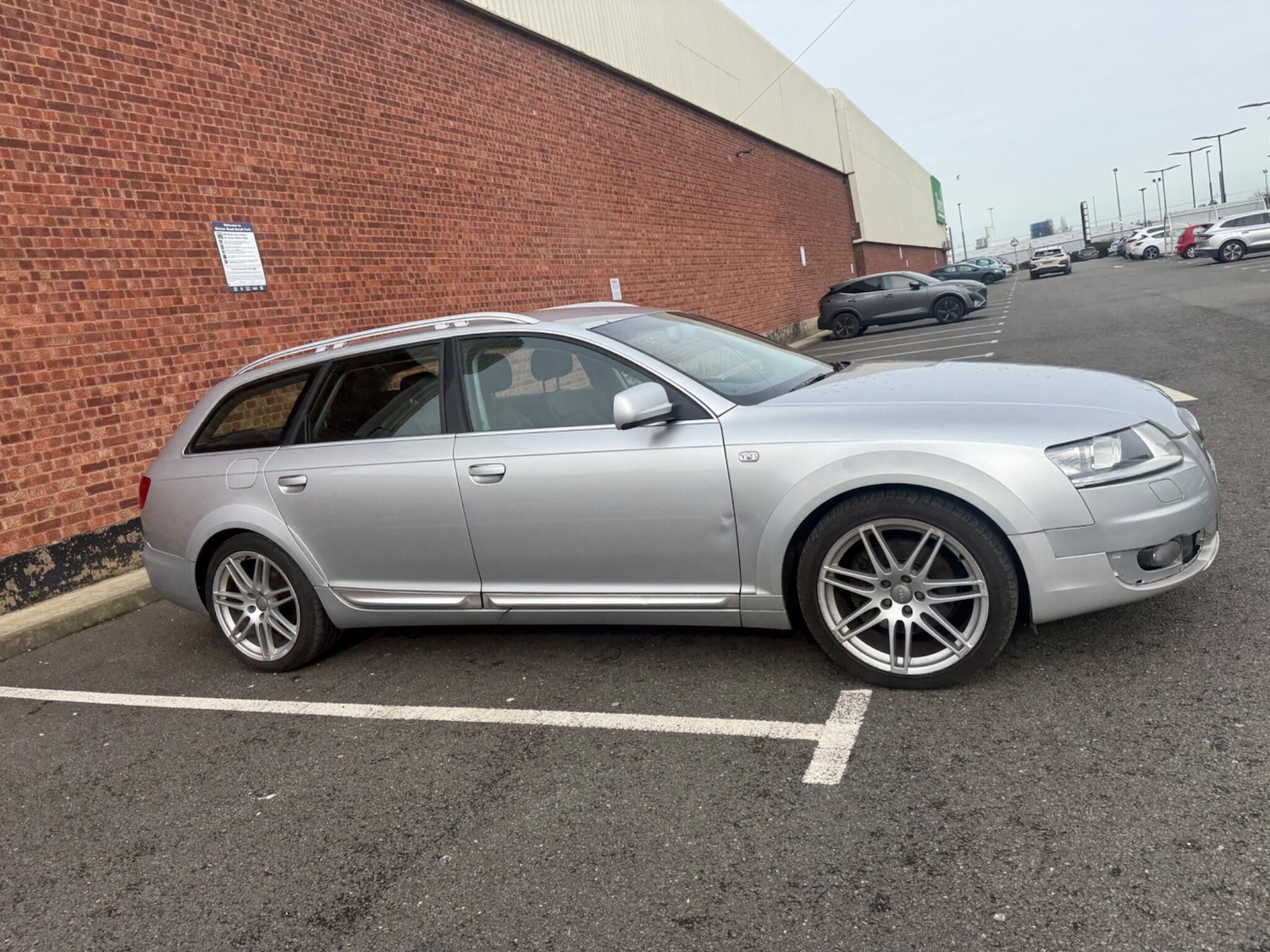 Used Audi A6 Allroad 2009 for sale - 77646671: Photo 11