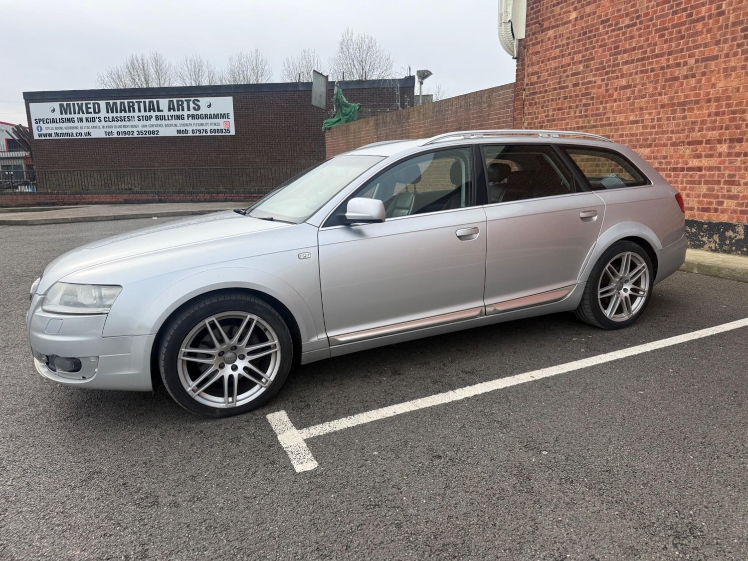 Used Audi A6 Allroad 2009 for sale - 77646671: Photo 8