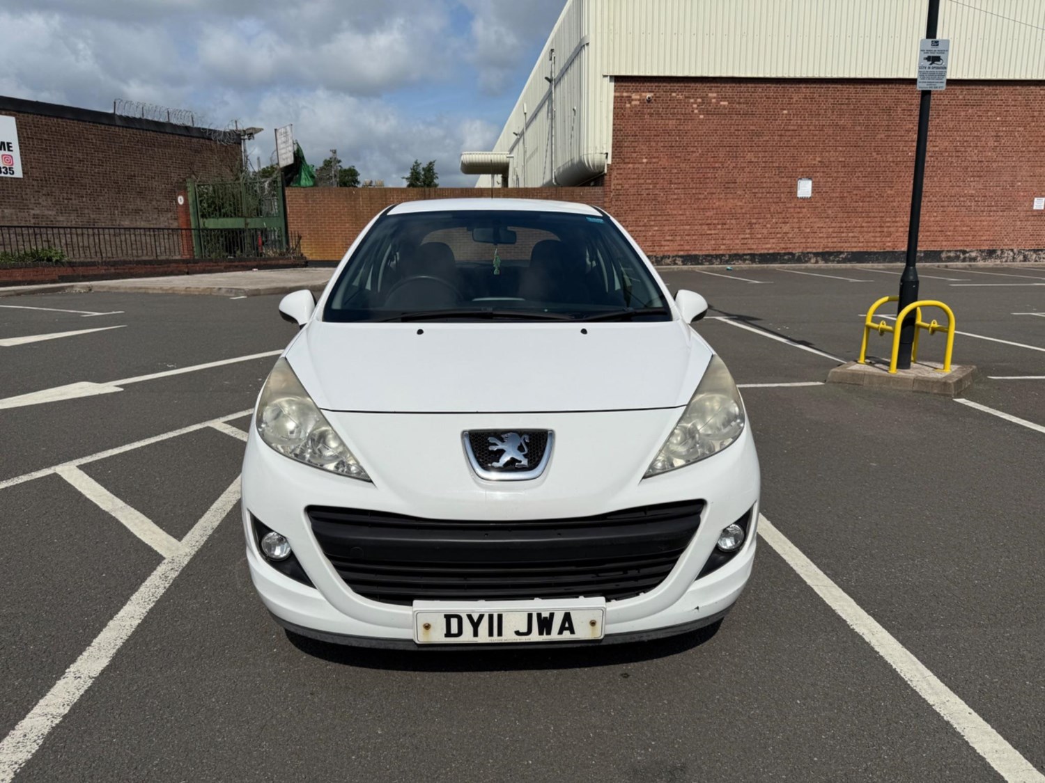 Peugeot 207 (11) - 1.4 Access Euro 5 3dr - Image 2